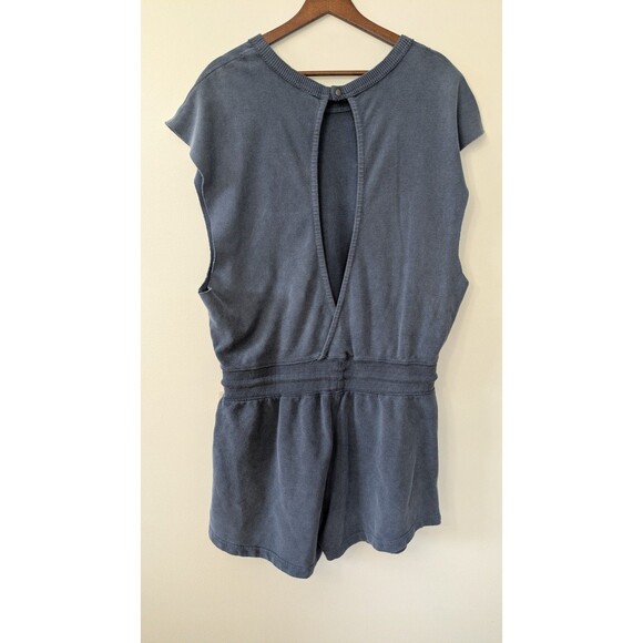 Free People Movement Throw & Go Shortsie Romper Large Navy Athleisure NWT - Picture 5 of 12